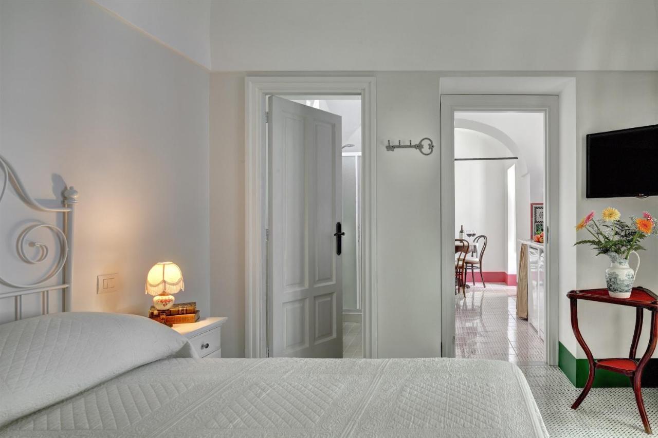 La Dimora: Relax In A Lovely Garden Massa Lubrense Exterior photo